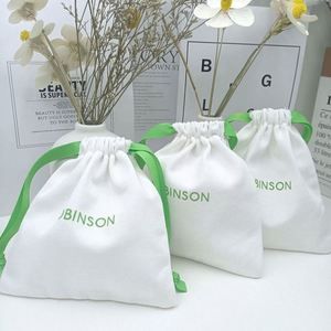Bolsa de Lona de Algodón Orgánico Reciclable con Cordón y Logotipo Personalizado para Anillos, Pulseras, Gafas y Pendientes - Product Image 3