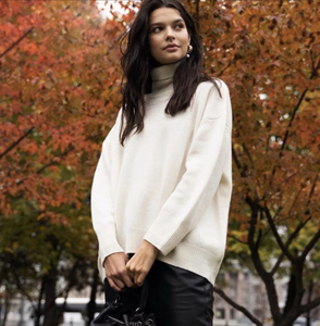 سترة نسائية مخصصة بياقة عالية، ملابس محبوكة مخصصة بأكمام طويلة وفضفاضة، كنزة نسائية بياقة عالية - Product Image 5