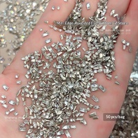Paso Sico Mini Strass pour Nail Art à Fond Plat, Zircon Inversé, Effet Diamant Flash Petit Cheval, Forme Champagne, 50 pièces