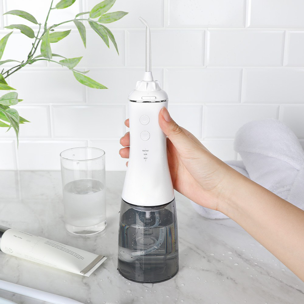 2021 newest tooth picker for tooth clean water flosser cordless portable dental irrigator oral