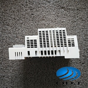 โมดูล Lenze รุ่น E32GAC00000L5H6XXX-02S13300000 24V 32A อะไหล่อุตสาหกรรม - Product Image 2