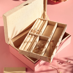 Tùy Chỉnh Bằng Gỗ Thêu Đồ Trang Sức Vòng Lưu Trữ Hộp Tổ Chức Khay Ưa Thích Nhiều Màu Đính Cườm Đồ Trang Sức Bao Bì Hộp Với Logo - Product Image 2