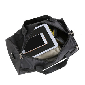 <span class=keywords><strong>Sac</strong></span> <span class=keywords><strong>de</strong></span> <span class=keywords><strong>Sport</strong></span> et <span class=keywords><strong>de</strong></span> Voyage Portable Grande Capacité Tendance avec Lettres pour Femmes et Hommes, <span class=keywords><strong>Sac</strong></span> Fourre-Tout <span class=keywords><strong>de</strong></span> Gym en Gros - Product Image 5