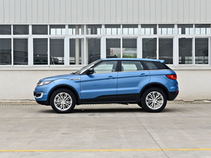 Landwind X7 2.0T 2015, édition premium panoramique, automatique, conduite à gauche, voiture d'occasion pour l'exportation - Product Image 4