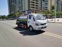 Camions-citernes 4x4/4x2 pour l'eau potable, en acier au carbone, légers, mini, neufs ou d'occasion, avec tuyau