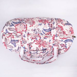 Fashion Ladies Quilted Cotton Weekender Sport Duffle Bag Custom Large Capacity Floral Print Hand Travel Bags Zipper Portable - Product Image 2