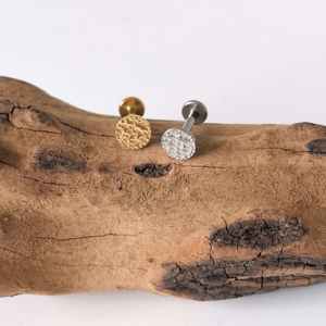 Rui Qian ตะปูเจาะ G23ไทเทเนียมอัลลอยทรงเสน่ห์ต่างหูไทเทเนียมแท้ F136สวยงามเครื่องประดับแฟชั่น - Product Image 5