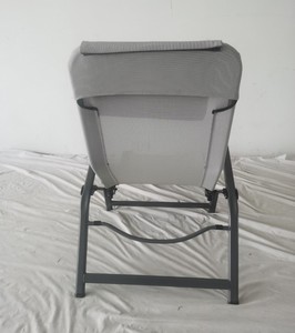Chaise à bascule légère pliable, capacité <span class=keywords><strong>de</strong></span> 2 kg/265lb, pour Camping extérieur, <span class=keywords><strong>bain</strong></span> <span class=keywords><strong>de</strong></span> <span class=keywords><strong>soleil</strong></span>, piscine, jardin et cour - Product Image 4