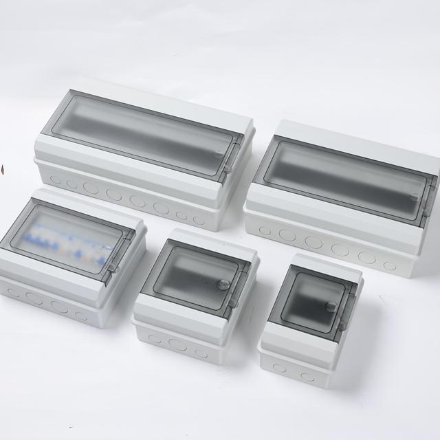 QHECO Hard Waterproof IP65 CE Outdoor ABS Plastic Distribution Box Junction Mcb Enclosure Box DC Combiner Electrical Power Solar