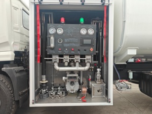 Camion de ravitaillement aérien Dongfeng 20CBM, Camion de ravitaillement aérien Dongfeng 20000L, Camion-citerne à carburant aérien Dongfeng - Product Image 6