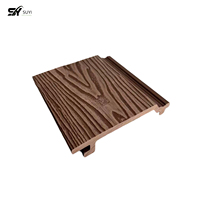 Panneaux de clôture WPC co-extrudés modernes, insonorisés et imperméables, pour murs extérieurs, jardins et patios.