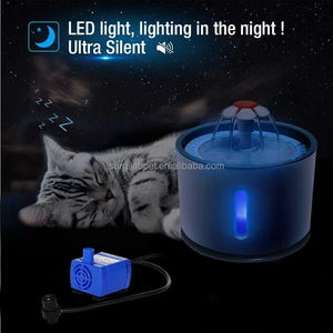 2.4L USB Distributeur d'eau pour <span class=keywords><strong>chat</strong></span> avec lumière LED Filtrage automatique de l'eau vive fontaine d'eau pour animaux de compagnie - Product Image 6