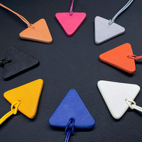 Marqueur de balle de golf triangulaire d'extérieur avec bande en cuir PU, accessoires de golf personnalisables vierges, cadeau de luxe pour les golfeurs