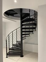Ace – petit espace pour maison, utilisation intérieure, escaliers en spirale, verre, bois, acier, marches, escalier en spirale