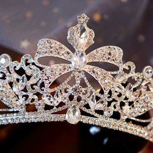 Exquisita lágrima Europea corona de diamantes de imitación elegante lazo real accesorios para el cabello de boda Noble elegante encanto tiaras de plata - Product Image 4