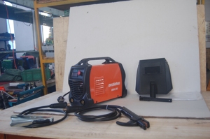 เครื่องเชื่อม ARC MMA รุ่นอื่นๆ MMA120 ขายให้กับ <span class=keywords><strong>RONIX</strong></span> พร้อมกล่องบรรจุภัณฑ์แบบมีพัดลม - Product Image 2