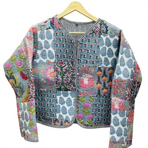 Veste matelassée en coton de qualité supérieure, style bohème imprimé au bloc, vestes matelassées faites à la main, cadeaux, veste à fermeture boutonnée pour femmes - Product Image 1