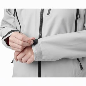 Veste Softshell Légère Personnalisée pour Femmes Sports de Plein Air Randonnée Trekking Veste à Capuche à Fermeture Éclair Coupe-Vent - Product Image 6