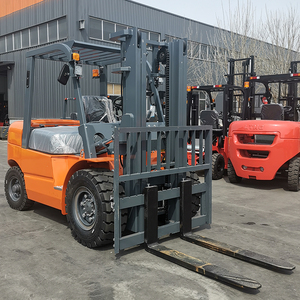 מלגזה דיזל יעילה, זולה וחזקה עם צמיגים פנאומטיים, 5 טון, 4X4, בעלת כושר נשיאה של 7 טון למכירה - Product Image 6