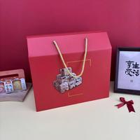 Carpeta de Regalo de Cartón Corrugado Impermeable, Carpeta de Documentos Empresarial Portátil de Alta Gama con Recubrimiento UV y Asa con Logotipo Personalizado