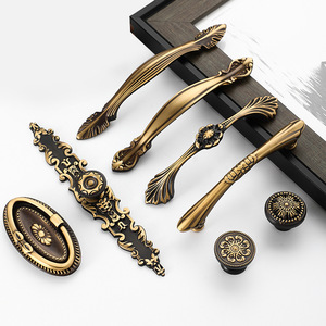 <strong>Antique</strong> Brass Cabinet Handles Vintage-Inspired Pulls for Shaker Farmhouse Traditional <strong>Drawer</strong> Revival Kitchen Wardrobe Dresser - Product Image 1