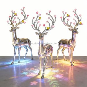Ensemble de sculptures de cerfs personnalisées en acier inoxydable - Décoration OEM/ODM pour les présentoirs de centres commerciaux et les installations d'expositions - Product Image 3