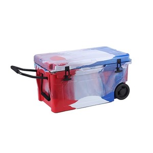 Glacière portable 55QT à roulettes en PE, durable, avec logo personnalisé, design rotomoulé moderne, étanche et isolée pour boissons et aliments - Product Image 4