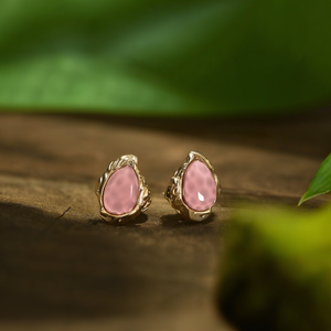 Pendientes de Moda con Piedras Rosadas, Acero Inoxidable 316L, Baño de Oro PVD, Sostenibles y Resistentes - Product Image 3