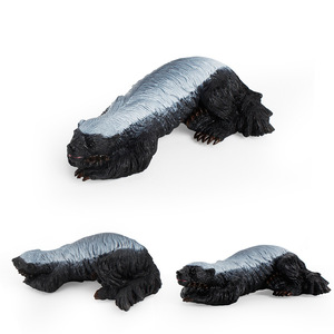 Xinhen Modello di Orso Gelso (Honey Badger) del Mondo Selvatico, Giocattolo Cognitivo in Plastica Solida per Bambini, Ornamento - Product Image 4