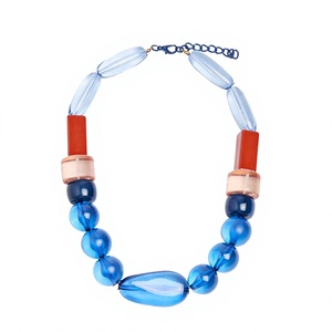 Collier fantaisie géométrique en résine perlée, bleu et rouge vintage, en acrylique, mignon, tendance, pour femme, bijou de fête, pièce maîtresse - Product Image 1
