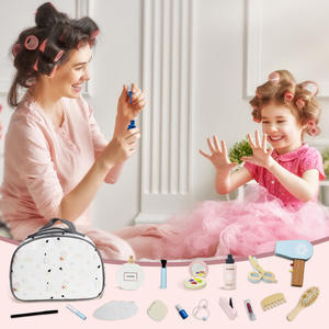 Set Gioco Trucco Principessa in Legno con Borsa Quadrifoglio Giocattolo Montessori per Bambine - Product Image 4