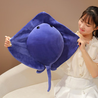 Peluche Raie Manta Réaliste Double Taille, Poupée en Peluche Poisson Diable Marin, Souvenir d'Aquarium, Cadeau de Voyage pour les Amateurs de la Vie Marine