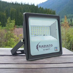 High Power Slim Glass LED Flood Light 50W 100W 200W 500W Outdoor Waterproof Energy Saving Security Lighting for Commercial Areas - Product Image 4