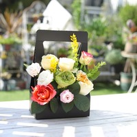 Boîtes cadeaux pour bouquets de fleurs en papier kraft écologiques et recyclables, avec poignée, laminage mat et gaufrage pour emballages de Noël