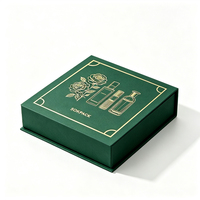 Boîte cadeau rigide magnétique personnalisée pour échantillon de parfum, emballage en papier de luxe avec insert en mousse pour emballage cadeau de parfum de 10 ml