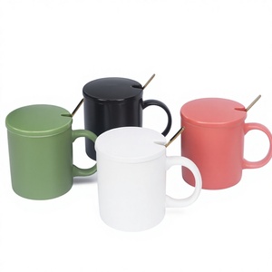 Taza de Cerámica Creativa Personalizada Resistente a Altas Temperaturas, Apta para Microondas, con Tapa y Cuchara para Parejas, para Leche, Oficina, Hogar, Regalo - Product Image 1