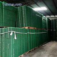 Planche de drainage anti-affaissement en HDPE robuste, drain alvéolé géocomposite pour projets de drainage des décharges, des routes, des tunnels et des plans d'terre.