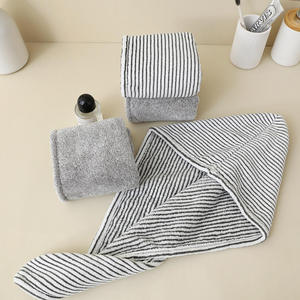 맞춤형 로고 고급 헤어 타월 흔적없는 보풀없는 두꺼운 이중 레이어 세차용 1400gsm 1600gsm 600gsm - Product Image 3
