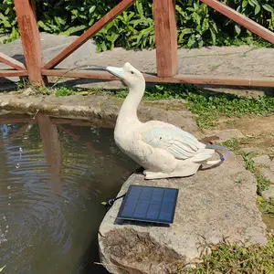 Résine artisanat décorer cascade fontaine cygne statue avec fontaine d'eau solaire Animal Statue jardin fournitures