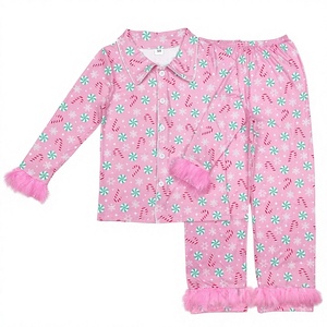 Vente en gros de pyjamas assortis pour maman et fille, imprimé canne à sucre rose, pyjamas à manches longues, ensemble pantalon boutonné avec bordure en fourrure - Product Image 3