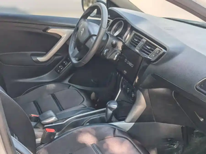 Dongfeng <span class=keywords><strong>Citroen</strong></span> <span class=keywords><strong>C3</strong></span>-XR, SUV <span class=keywords><strong>Pequeño</strong></span> de 5 Puertas y 5 Plazas, 1.2T, 1116 Caballos de Fuerza, Vehículo de Nueva Energía Impulsado por Celdas de Combustible - Product Image 6