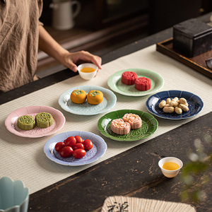 Assiette ronde en céramique chinoise pour thé et en-cas, style zen, en porcelaine, pour fruits et desserts, pour la maison, le salon ou les réceptions. - Product Image 1
