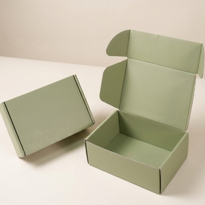 Caja de Envío Color Verde Salvia con Logotipo Personalizado para Empresas, con una Tasa de Recompra del 46% y Respuesta Rápida - Product Image 1