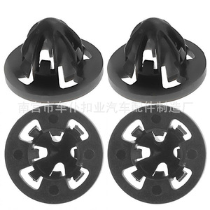 Clips auto Smooth Sailing K286 pour feux arrière Dodge Ram, matériau POM - Product Image 1