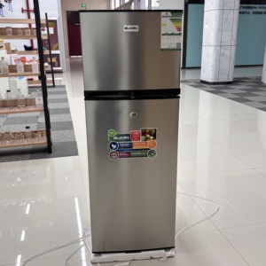 Refrigerador de Doble Puerta de 138L <span class=keywords><strong>con</strong></span> Cerradura, Refrigerador Compacto <span class=keywords><strong>con</strong></span> Congelador Superior, Refrigerador Pequeño de Bajo Consumo para Casa, Dormitorio, RV, Apartamento - Product Image 2