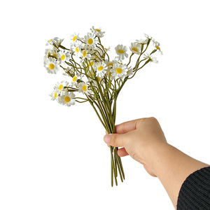 Fleurs artificielles Kch, 6 tiges, bouquet en soie pour la décoration de la maison et des mariages - Product Image 4