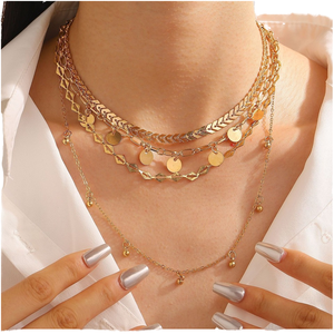 Gargantilla de moda diaria para mujer, abalorio de corazón de estrella delicada, cadena de Metal dorado multicapa, forma de <span class=keywords><strong>luna</strong></span> de acero inoxidable apilable - Product Image 1