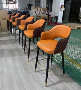 Ensemble <span class=keywords><strong>de</strong></span> 2 tabourets <span class=keywords><strong>de</strong></span> <span class=keywords><strong>bar</strong></span> modernes <span class=keywords><strong>en</strong></span> acier inoxydable doré avec pieds <span class=keywords><strong>en</strong></span> <span class=keywords><strong>cuir</strong></span> <span class=keywords><strong>véritable</strong></span> synthétique bleu et PU fabriqués <span class=keywords><strong>en</strong></span> Chine - Product Image 2