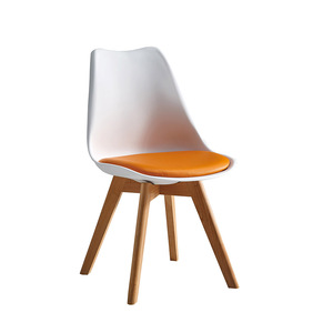 Muebles modernos de diseño plástico nuevo estilo de madera tulipán grueso patas de madera silla irrompible asiento de silla de plástico para comedor - Product Image 1