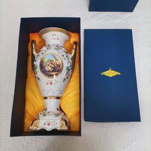 Centro de Mesa del Día de la madre-Florero de resina estilo mediados de siglo - Product Image 6